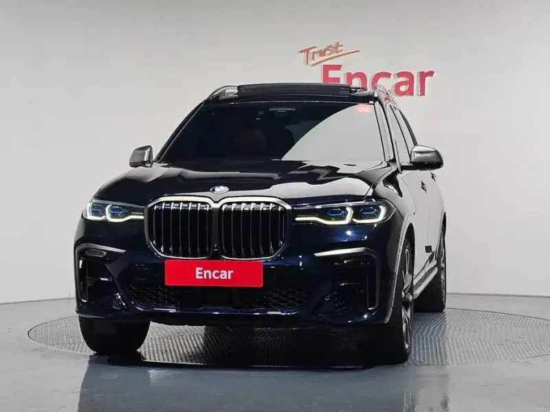 2021 BMW X7 с пробегом 80 429 км