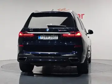 2021 BMW X7 с пробегом 80 429 км
