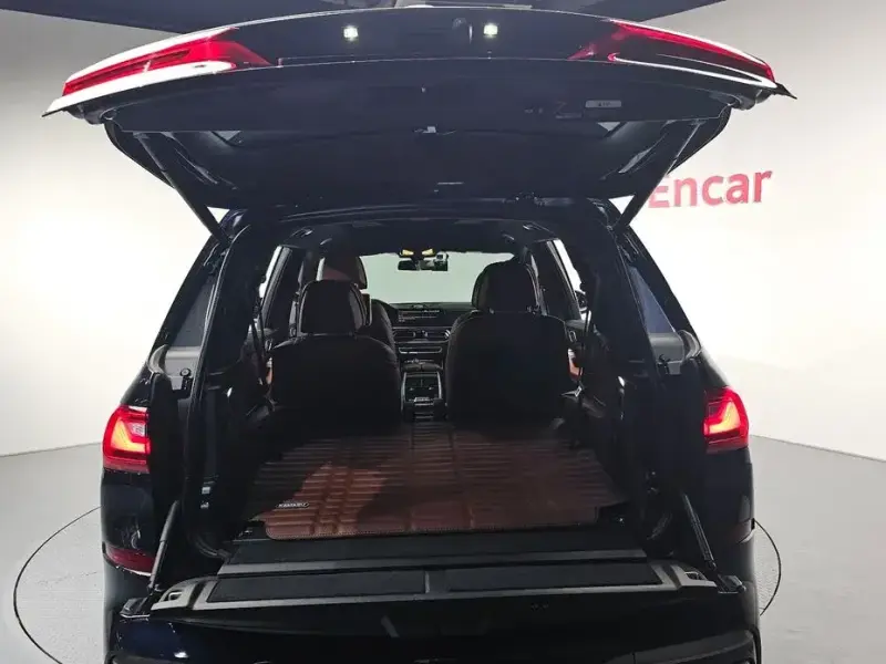 2021 BMW X7 с пробегом 80 429 км