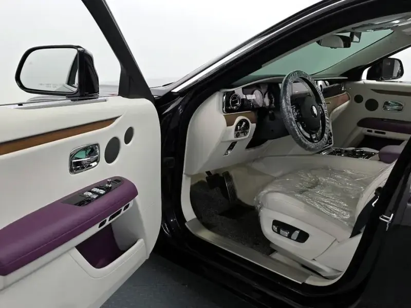 2023 Rolls-Royce Ghost с пробегом 7 213 км