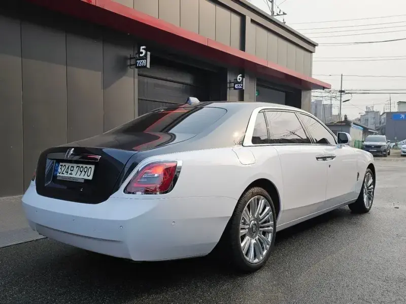 2021 Rolls-Royce Ghost с пробегом 31 019 км