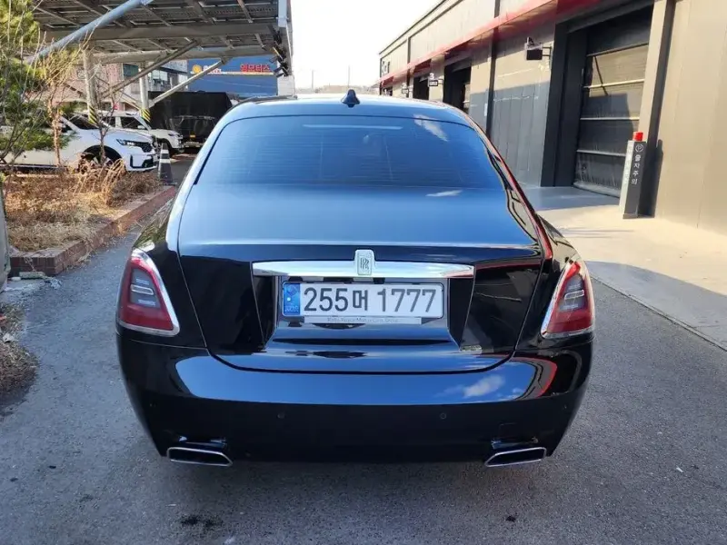 2024 Rolls-Royce Ghost с пробегом 2 792 км