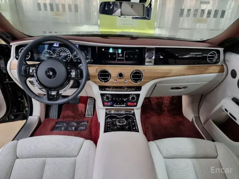 2021 Rolls-Royce Ghost с пробегом 5 300 км