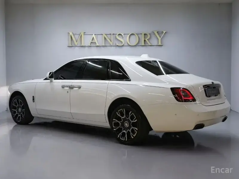 2022 Rolls-Royce Ghost с пробегом 23 782 км
