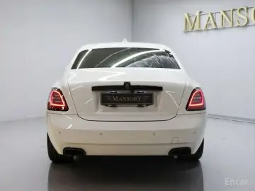 2022 Rolls-Royce Ghost с пробегом 23 782 км