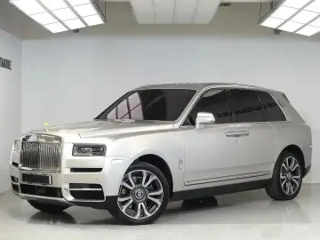 2023 Rolls-Royce Cullinan с пробегом 9 200 км
