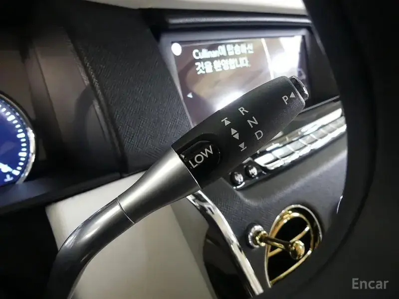 2023 Rolls-Royce Cullinan с пробегом 9 200 км