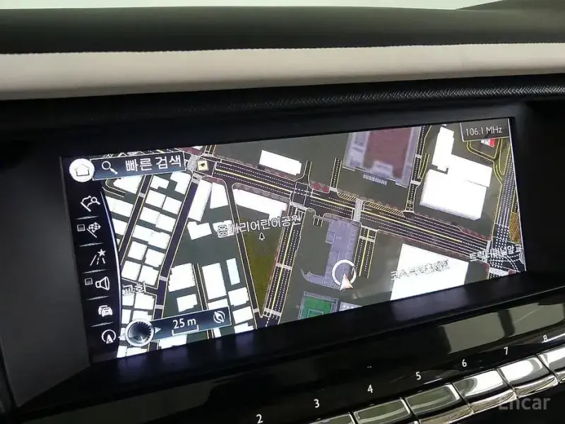 2023 Rolls-Royce Cullinan с пробегом 9 200 км