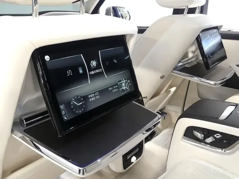 2023 Rolls-Royce Cullinan с пробегом 9 200 км