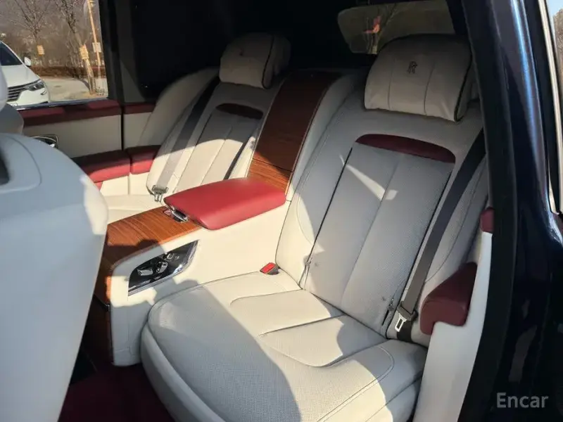 2020 Rolls-Royce Cullinan с пробегом 36 920 км