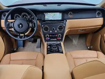 2023 Rolls-Royce Cullinan с пробегом 27 809 км