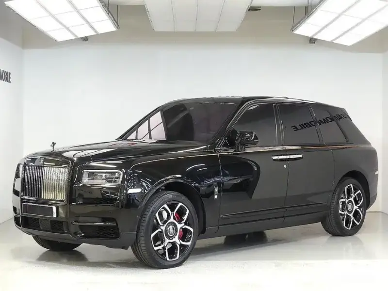 2024 Rolls-Royce Cullinan с пробегом 7 900 км