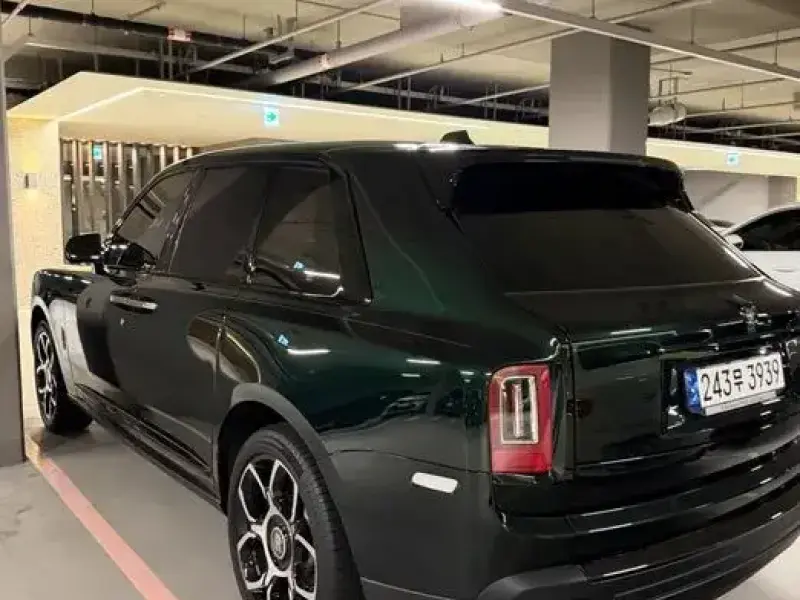 2023 Rolls-Royce Cullinan с пробегом 8 100 км