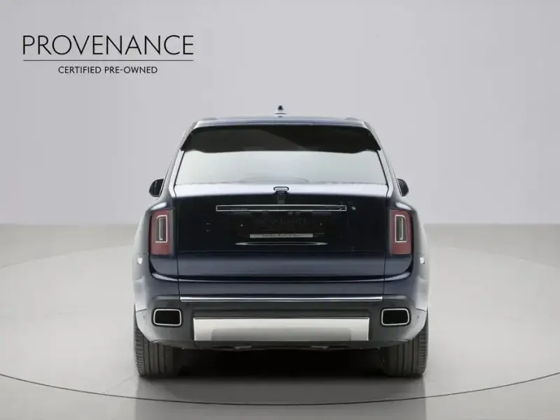 2022 Rolls-Royce Cullinan с пробегом 18 992 км