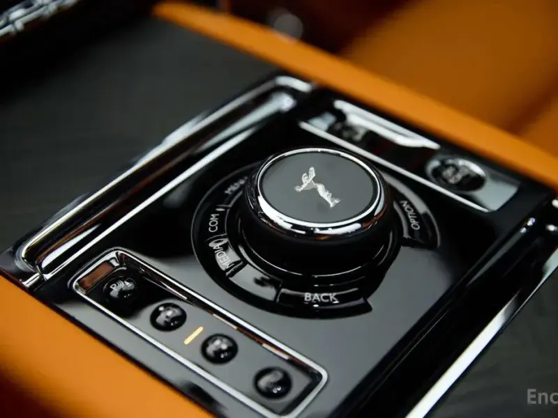 2022 Rolls-Royce Cullinan с пробегом 18 992 км