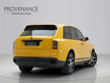 2024 Rolls-Royce Cullinan с пробегом 9 500 км