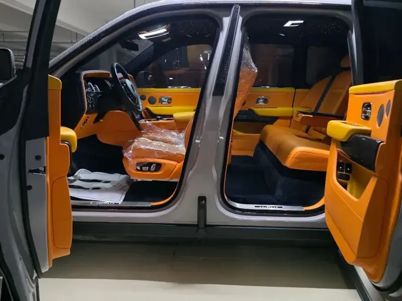 2023 Rolls-Royce Cullinan с пробегом 27 000 км