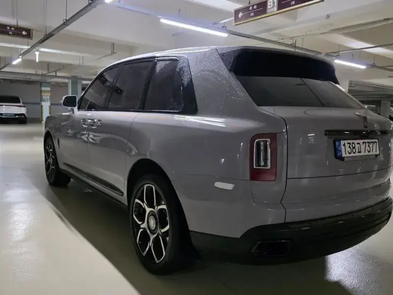 2023 Rolls-Royce Cullinan с пробегом 27 000 км