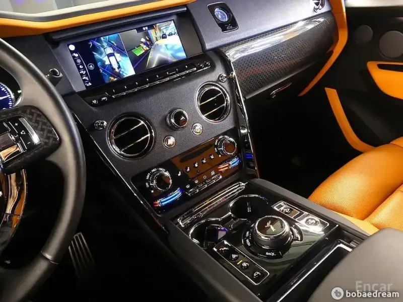2021 Rolls-Royce Cullinan с пробегом 34 900 км