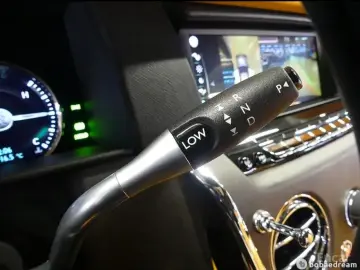 2023 Rolls-Royce Cullinan с пробегом 8 700 км