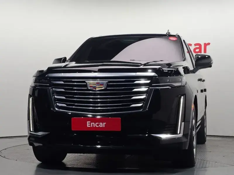 2022 Cadillac Escalade с пробегом 58 605 км