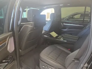 2025 Cadillac Escalade с пробегом 9 244 км