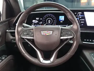 2023 Cadillac Escalade с пробегом 26 541 км