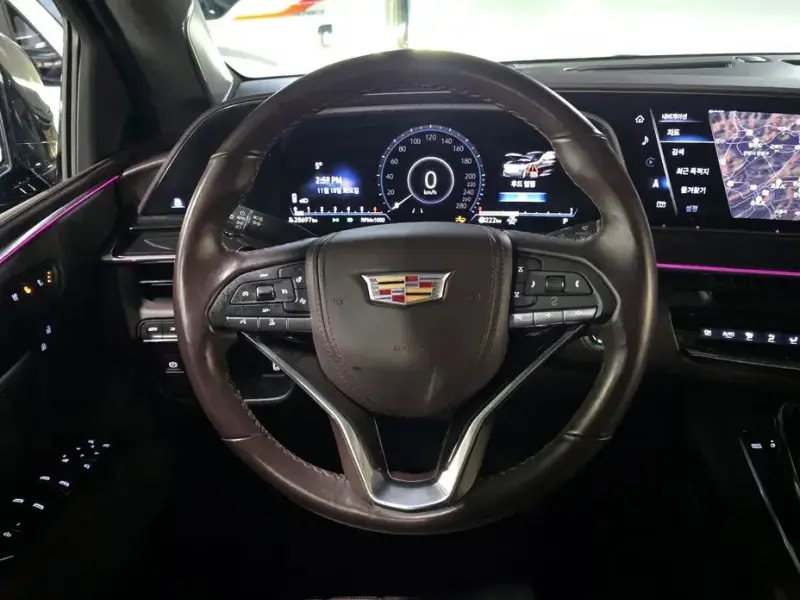 2023 Cadillac Escalade с пробегом 28 697 км