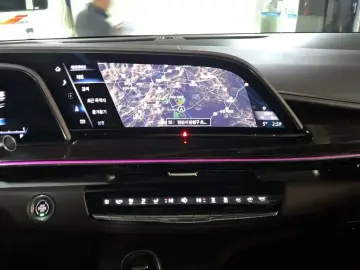 2023 Cadillac Escalade с пробегом 28 697 км