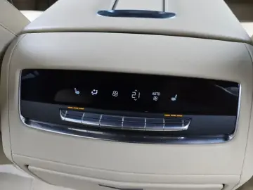 2021 Cadillac Escalade с пробегом 74 400 км
