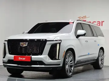 2025 Cadillac Escalade с пробегом 3 995 км