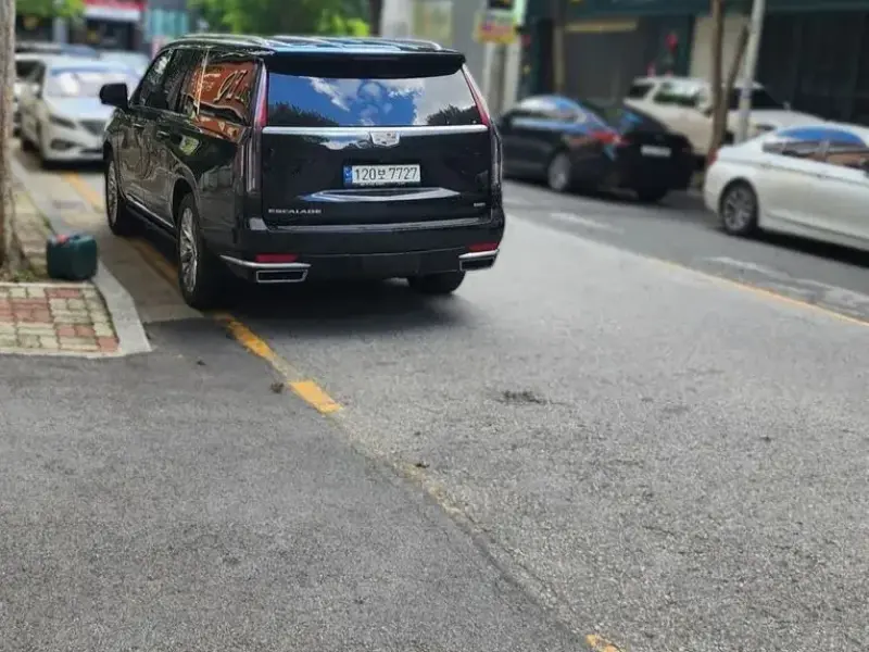 2021 Cadillac Escalade с пробегом 59 000 км