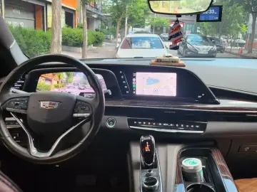 2021 Cadillac Escalade с пробегом 59 000 км