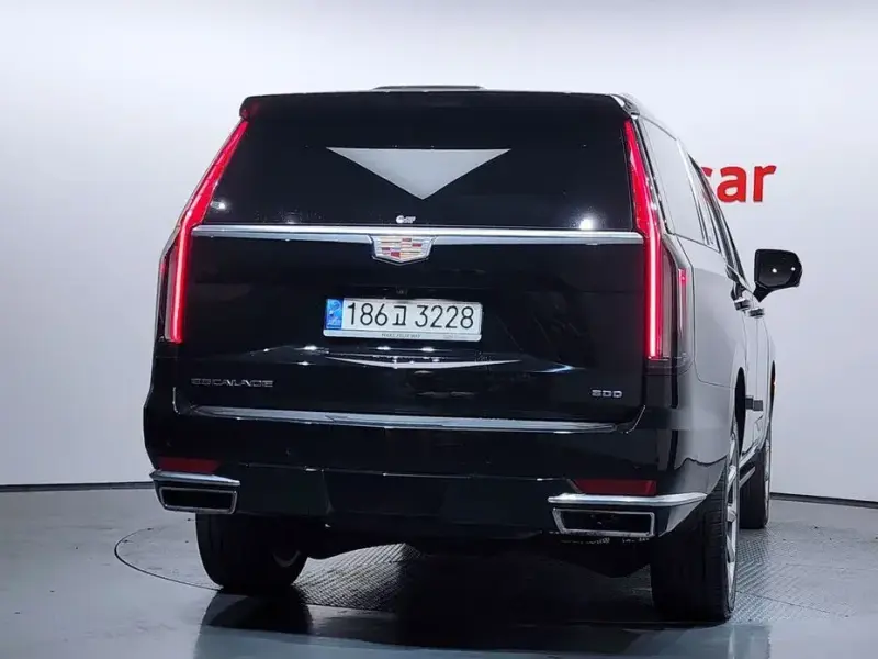 2021 Cadillac Escalade с пробегом 97 471 км