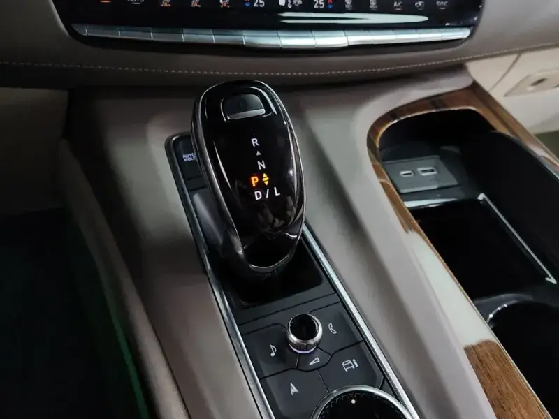 2021 Cadillac Escalade с пробегом 97 471 км
