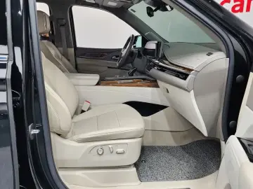 2022 Cadillac Escalade с пробегом 62 878 км