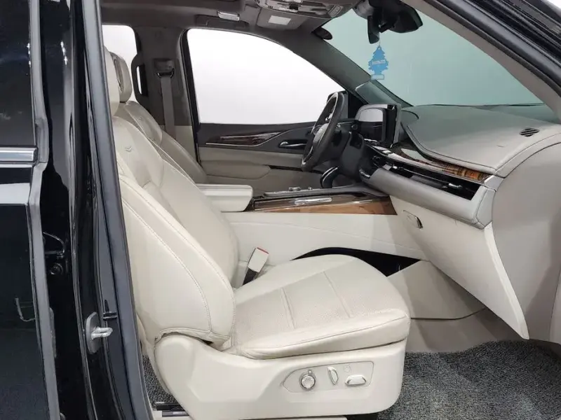 2021 Cadillac Escalade с пробегом 97 471 км