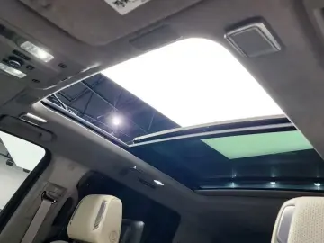 2022 Cadillac Escalade с пробегом 62 878 км