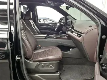 2022 Cadillac Escalade с пробегом 90 909 км