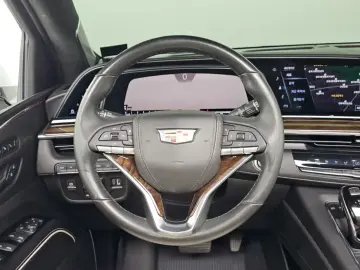 2021 Cadillac Escalade с пробегом 46 949 км