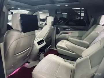 2022 Cadillac Escalade с пробегом 71 334 км