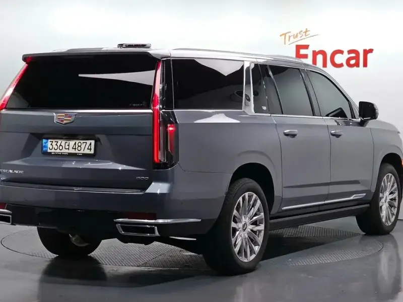2022 Cadillac Escalade с пробегом 63 663 км