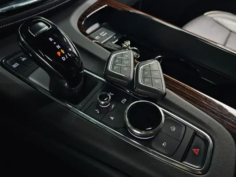 2022 Cadillac Escalade с пробегом 63 663 км