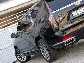 2021 Cadillac Escalade с пробегом 25 045 км
