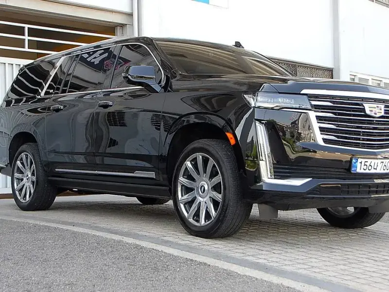 2021 Cadillac Escalade с пробегом 25 045 км