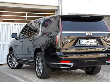 2021 Cadillac Escalade с пробегом 25 045 км