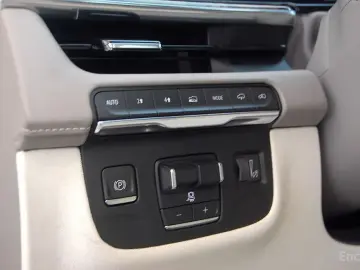 2021 Cadillac Escalade с пробегом 25 045 км
