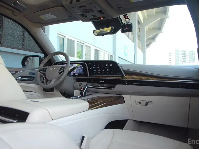 2021 Cadillac Escalade с пробегом 25 045 км