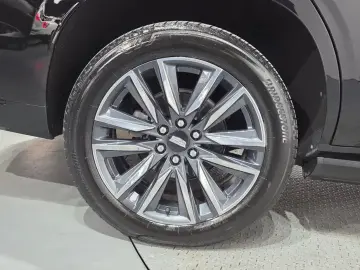 2023 Cadillac Escalade с пробегом 49 109 км