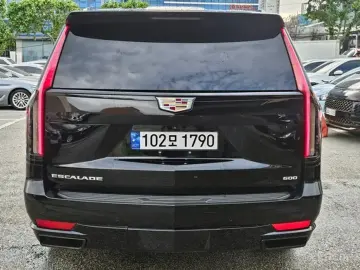2021 Cadillac Escalade с пробегом 110 000 км